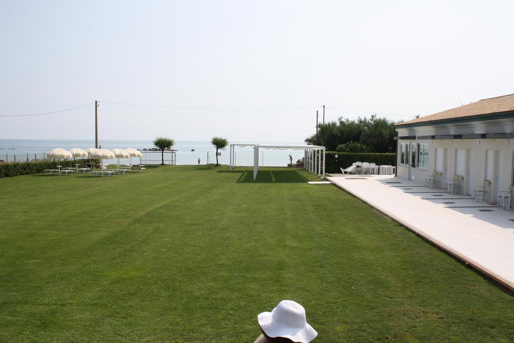 Agriturismo Frontemare Giulianova Kültér fotó